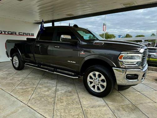 2022 RAM 3500 Laramie Crew Cab 4x4 8' Box