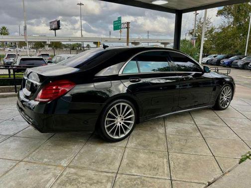 2015 Mercedes-Benz S-Class S550
