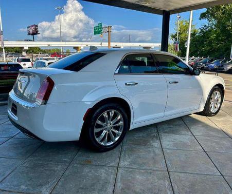 2018 Chrysler 300 Limited