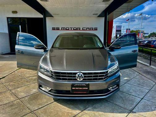 2018 Volkswagen Passat 2.0T SE