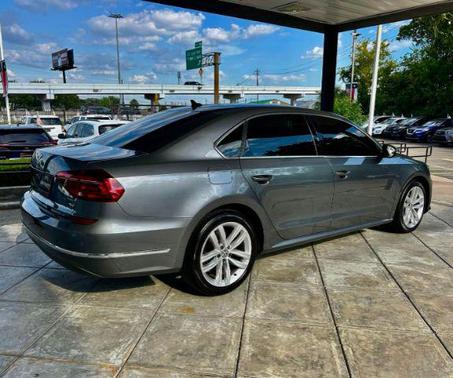 2018 Volkswagen Passat 2.0T SE