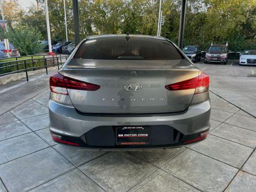 2019 Hyundai ELANTRA Limited