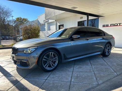 2016 BMW 740 740i
