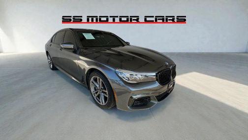 2016 BMW 740 740i