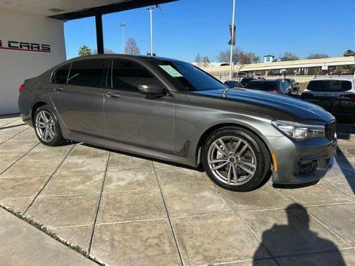 2016 BMW 740 740i