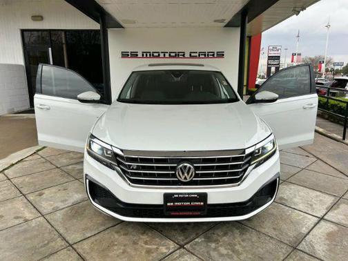2020 Volkswagen Passat 2.0T R-Line