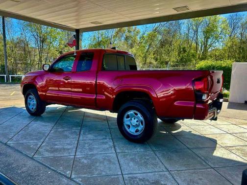 2022 Toyota Tacoma SR