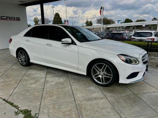 2016 Mercedes-Benz E-Class E400 Luxury Sedan