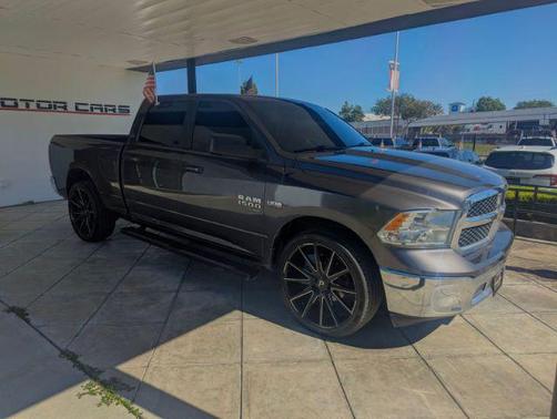 2020 RAM 1500 Classic SLT