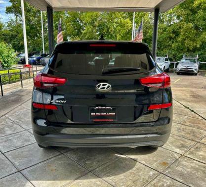 2021 Hyundai TUCSON SE