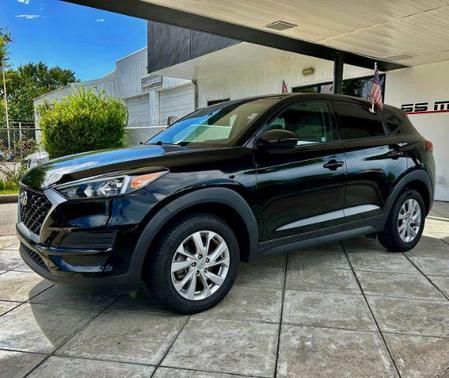 2021 Hyundai TUCSON SE