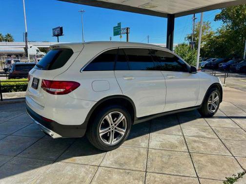 2017 Mercedes-Benz GLC 300 Base
