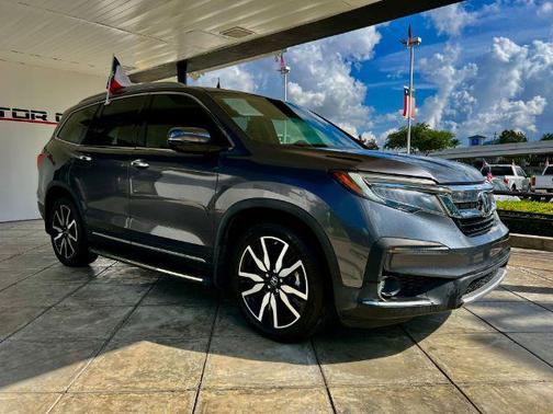 2021 Honda Pilot Touring 8-Passenger