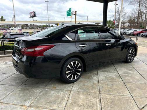 2018 Nissan Altima 2.5 SV