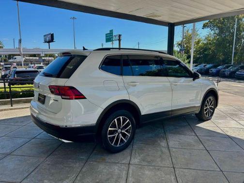 2019 Volkswagen Tiguan 2.0T SE