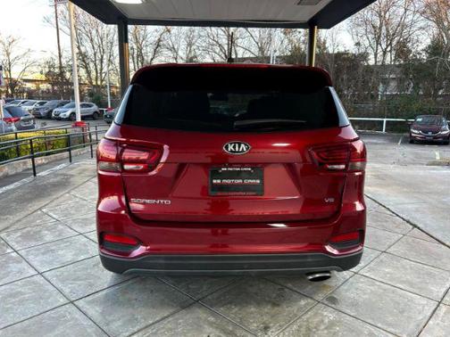 2020 Kia Sorento LX