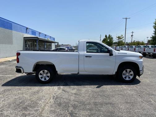 Photo 3 of 27 of 2021 Chevrolet Silverado 1500 WT