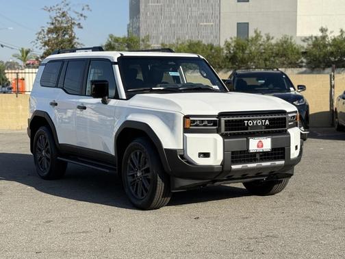 2026 Toyota Land Cruiser Base