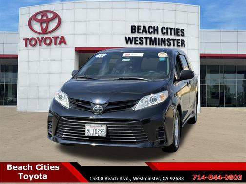 2019 Toyota Sienna SE