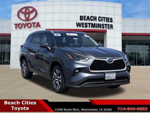 2022 Toyota Highlander Hybrid XLE