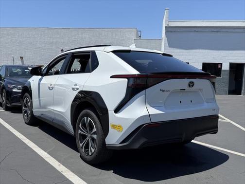 2023 Toyota bZ4X XLE