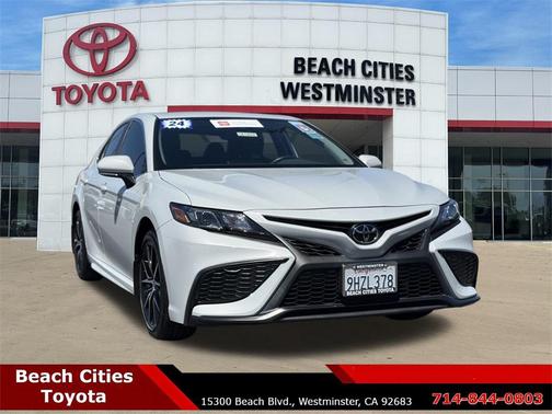 2024 Toyota Camry SE