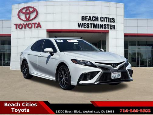 2024 Toyota Camry SE