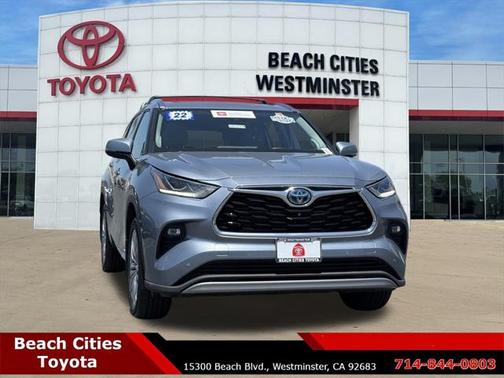 2022 Toyota Highlander Hybrid Platinum