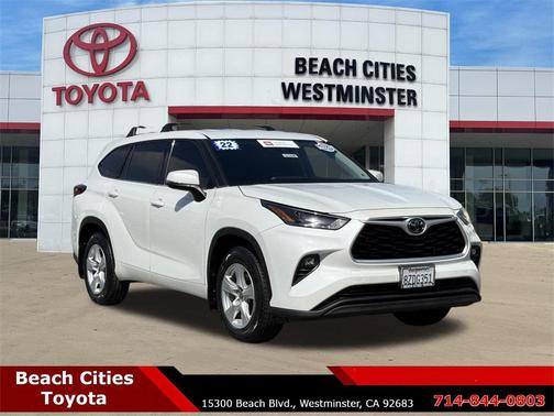2022 Toyota Highlander LE