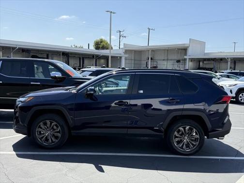 2023 Toyota RAV4 Hybrid XLE Premium