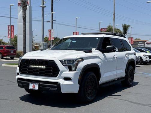 2025 Toyota Sequoia Base