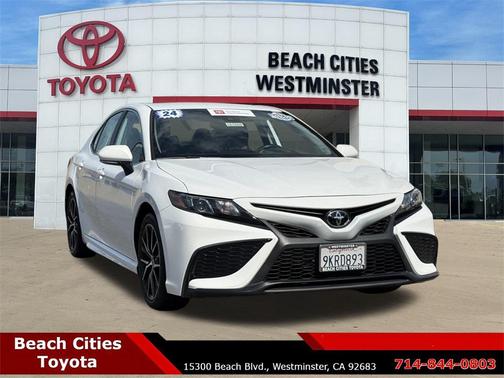 2024 Toyota Camry SE
