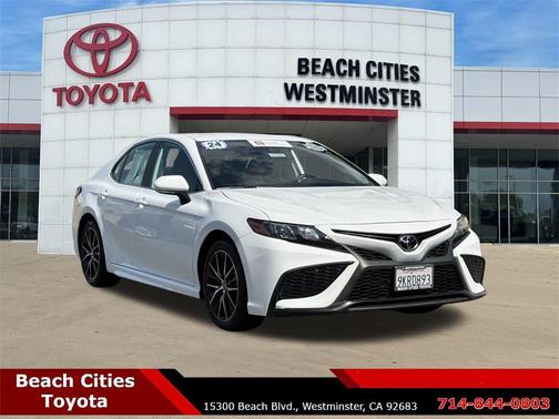 2024 Toyota Camry SE