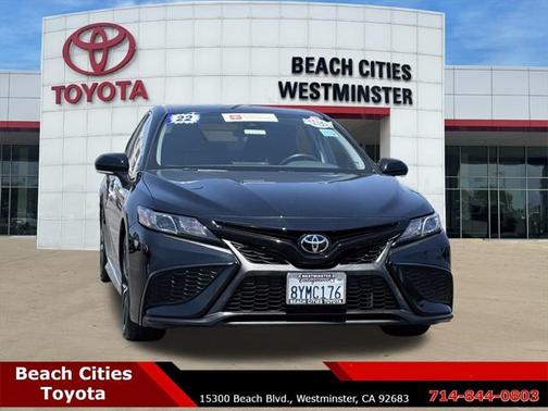 2022 Toyota Camry SE