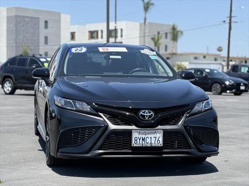 2022 Toyota Camry SE