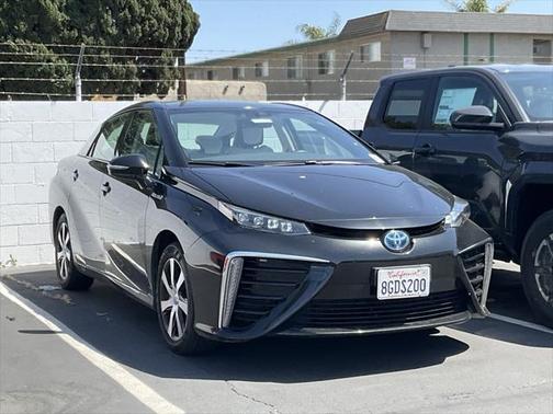 2018 Toyota Mirai Base
