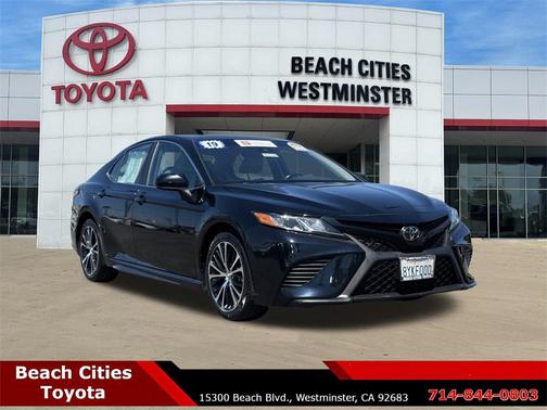 2019 Toyota Camry SE