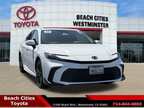 2025 Toyota Camry SE