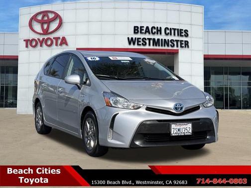 2016 Toyota Prius v Four