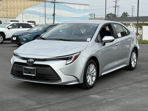 2026 Toyota Corolla Hybrid LE