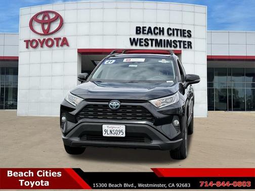 2021 Toyota RAV4 Hybrid XLE