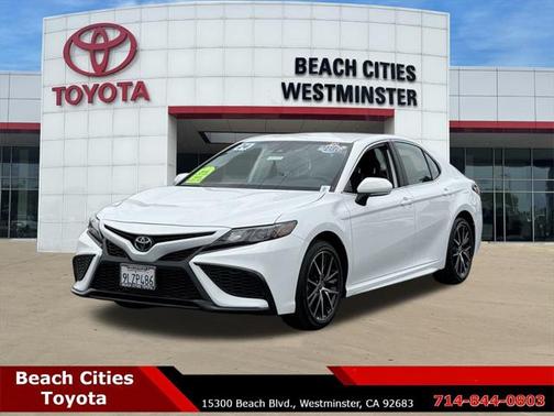 2024 Toyota Camry SE
