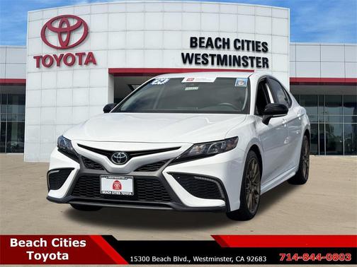 2024 Toyota Camry SE