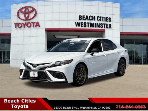 2024 Toyota Camry SE