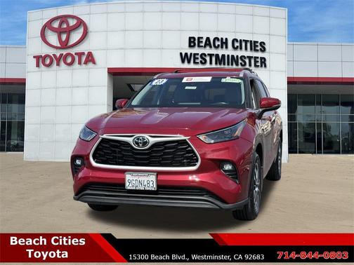 2023 Toyota Highlander XLE