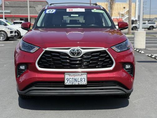 2023 Toyota Highlander XLE