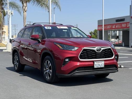 2023 Toyota Highlander XLE
