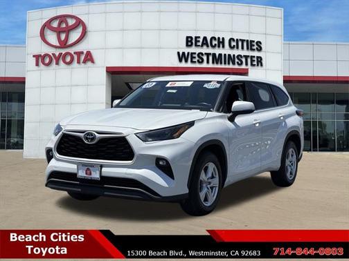 2023 Toyota Highlander LE