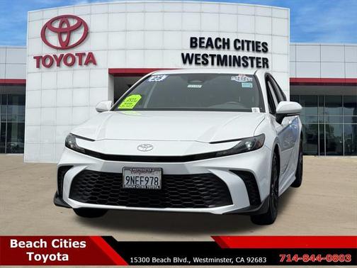 2025 Toyota Camry SE