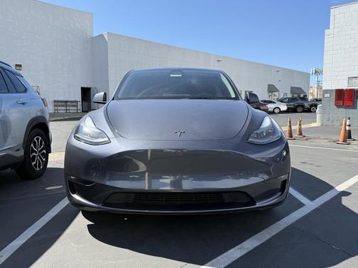 2023 Tesla Model Y Performance Dual Motor All-Wheel Drive